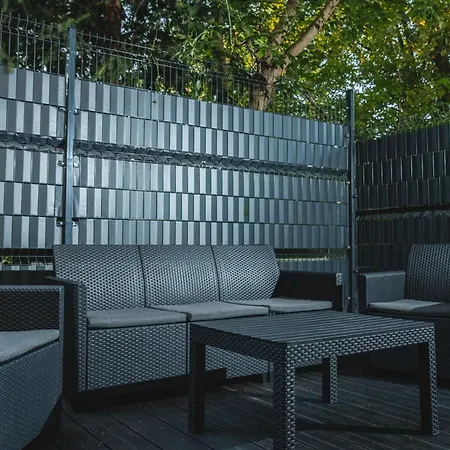 Place Oswiecim - Underground Parking, Air Conditioning, Self Check In Exterior photo